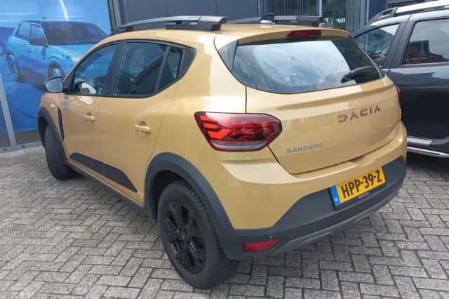 Dacia Sandero Stepway (2025) thumbnail 3