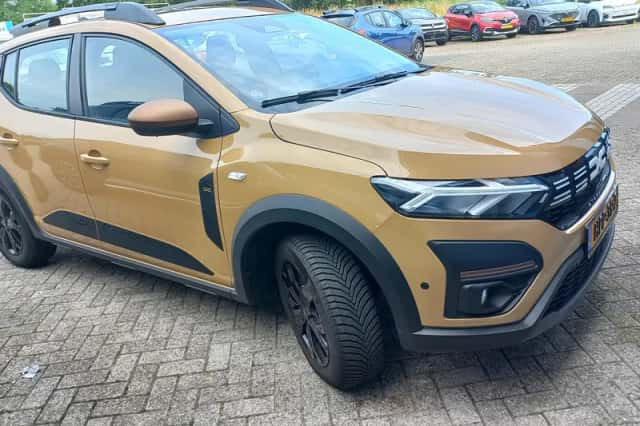 Dacia Sandero Stepway (2025) thumbnail 6