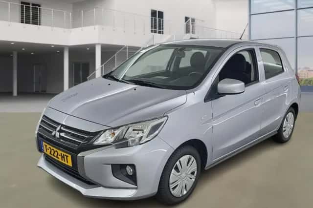 Mitsubishi Space Star (2023) thumbnail 2