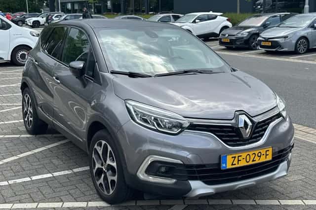Renault Captur (2019) thumbnail 5