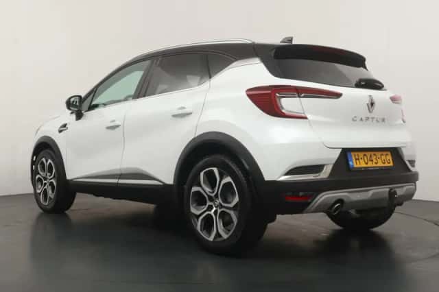 Renault Captur (2020) thumbnail 3