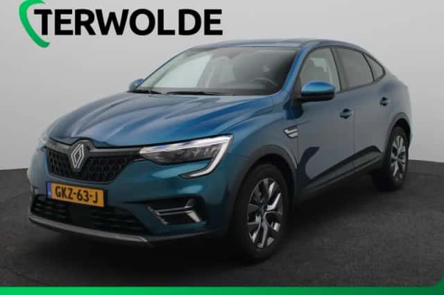 Renault Arkana (2024) thumbnail 1