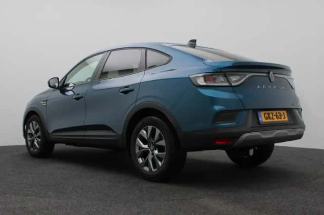 Renault Arkana (2024) thumbnail 3