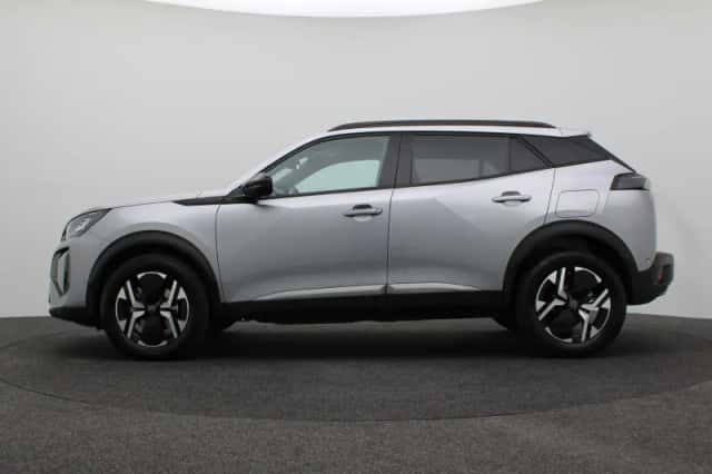 Peugeot 2008 (2024) thumbnail 2