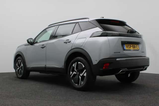 Peugeot 2008 (2024) thumbnail 3
