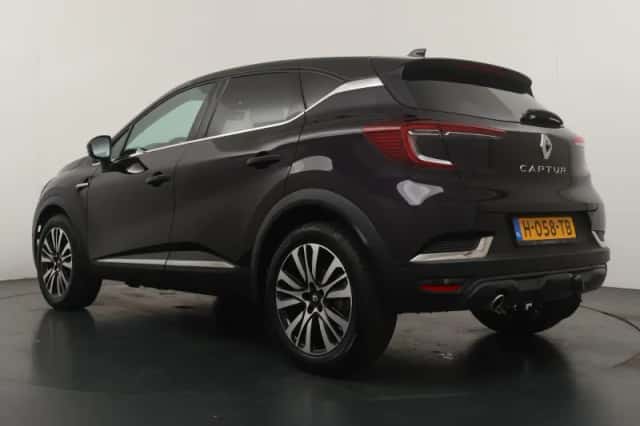 Renault Captur (2020) thumbnail 3
