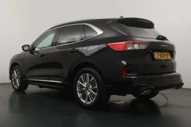Ford Kuga (2021) thumbnail 3
