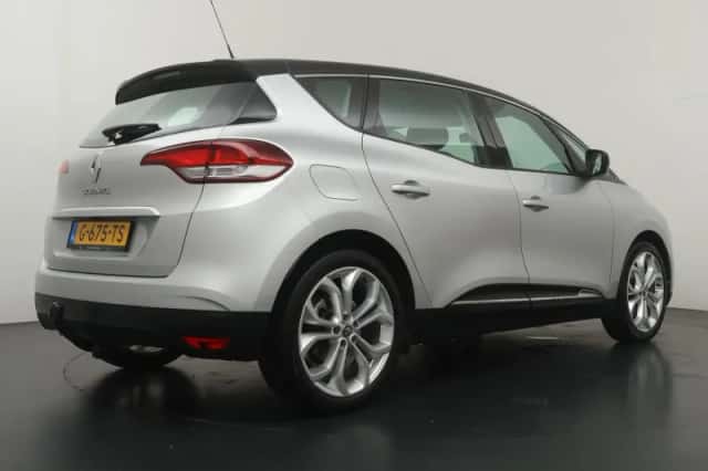 Renault Scénic (2019) thumbnail 5