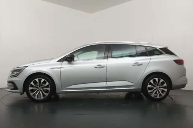 Renault Mégane (2024) thumbnail 2