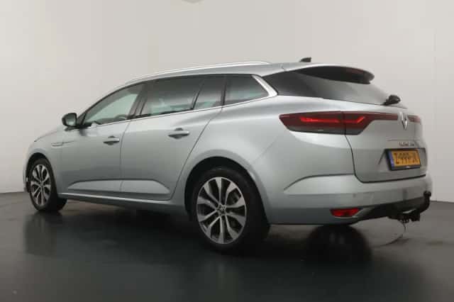 Renault Mégane (2024) thumbnail 3