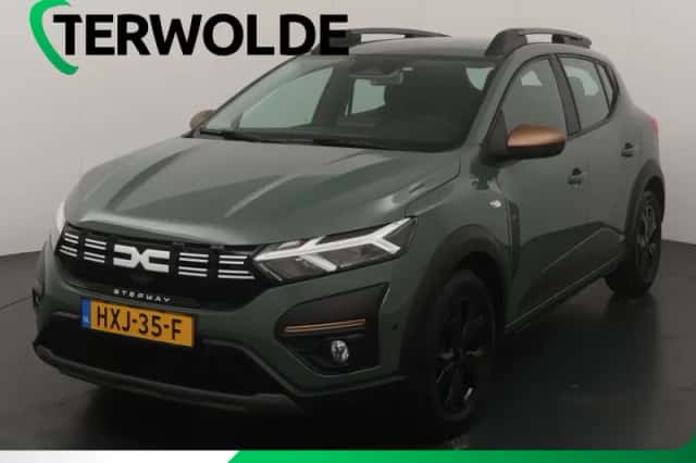 Dacia Sandero Stepway (2024) thumbnail 1
