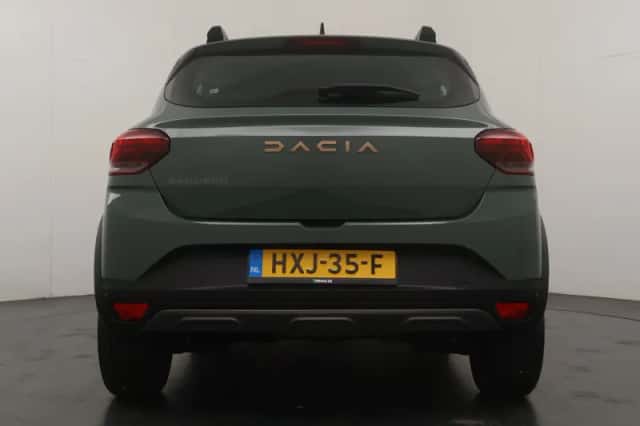 Dacia Sandero Stepway (2024) thumbnail 4