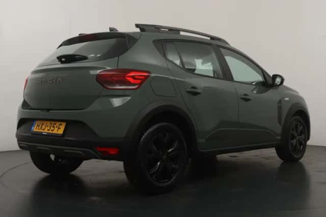Dacia Sandero Stepway (2024) thumbnail 5
