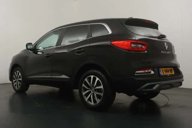 Renault Kadjar (2021) thumbnail 3