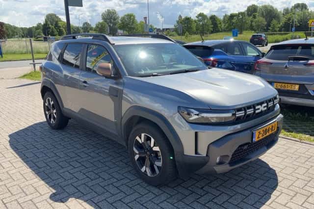 Dacia Duster (2024) thumbnail 6