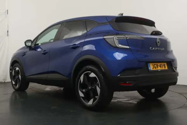 Renault Captur (2025) thumbnail 4