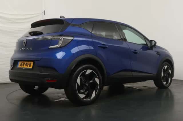 Renault Captur (2025) thumbnail 6