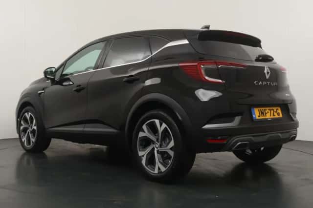 Renault Captur (2021) thumbnail 4