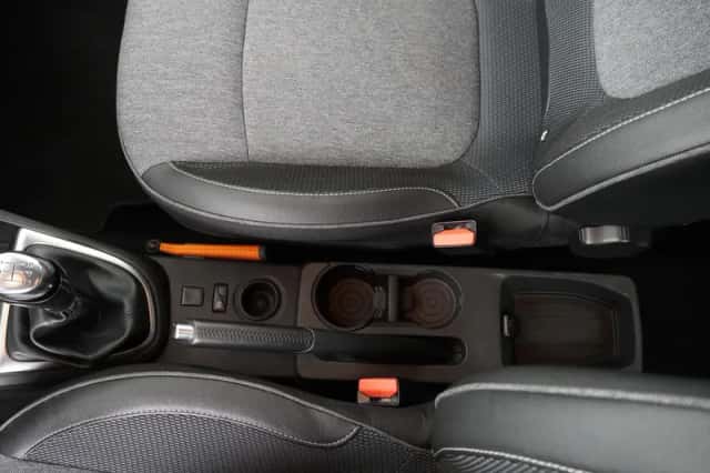 Renault Captur (2017) thumbnail 13