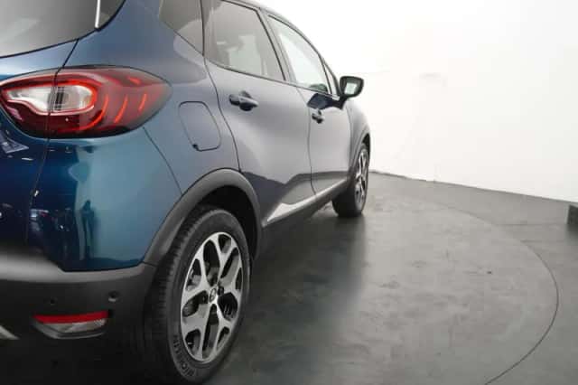 Renault Captur (2017) thumbnail 38