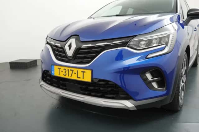 Renault Captur (2020) thumbnail 33