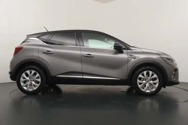 Renault Captur (2021) thumbnail 6