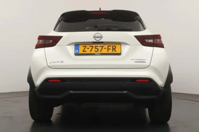 Nissan Juke (2024) thumbnail 4