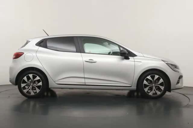 Renault Clio (2023) thumbnail 6