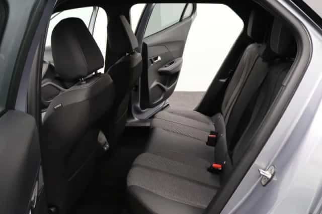 Peugeot 2008 (2024) thumbnail 14