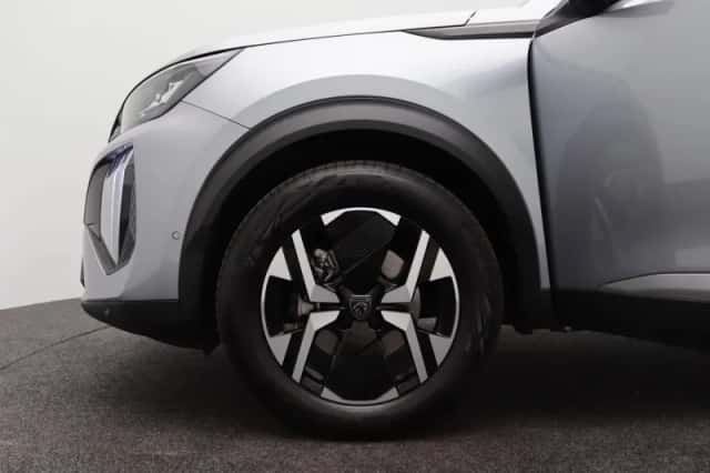 Peugeot 2008 (2024) thumbnail 17