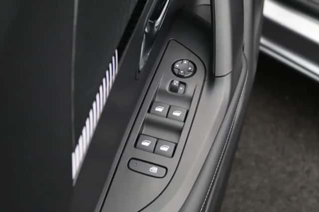 Peugeot 2008 (2024) thumbnail 28