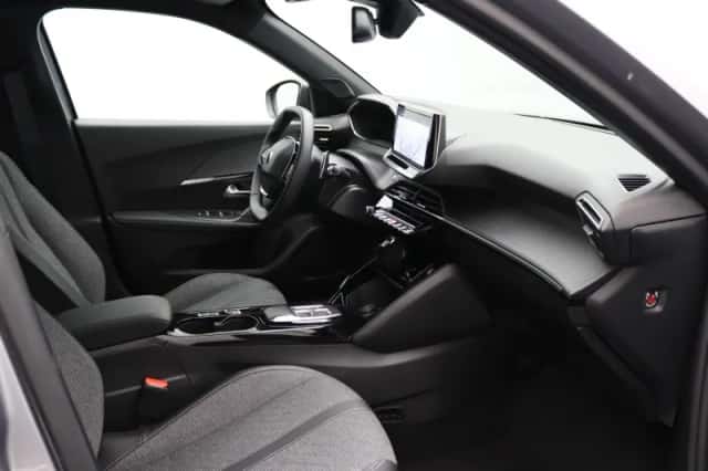 Peugeot 2008 (2024) thumbnail 30