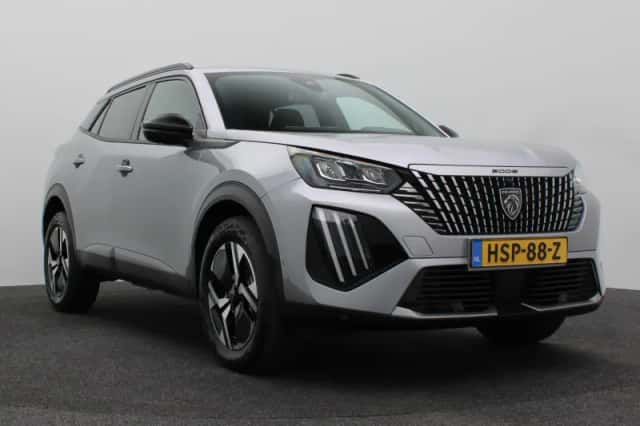 Peugeot 2008 (2024) thumbnail 7