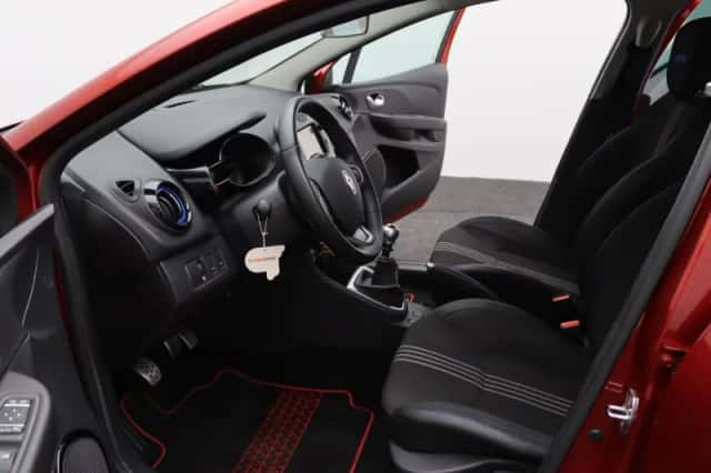 Renault Clio (2017) thumbnail 13