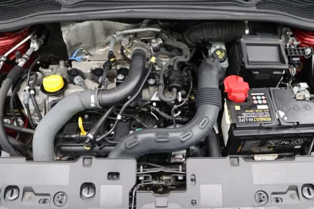 Renault Clio (2017) thumbnail 32