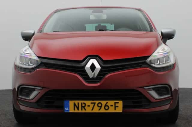Renault Clio (2017) thumbnail 8