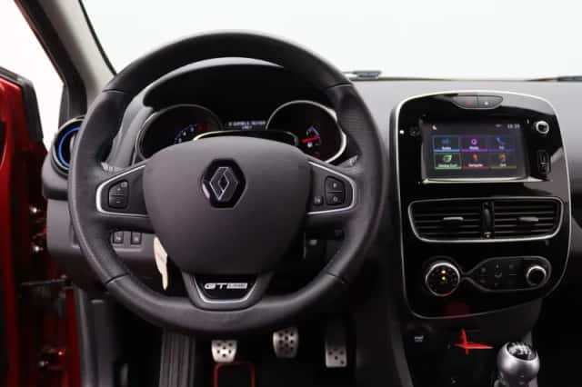 Renault Clio (2017) thumbnail 9