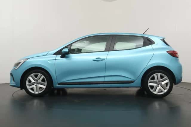 Renault Clio (2021) thumbnail 2