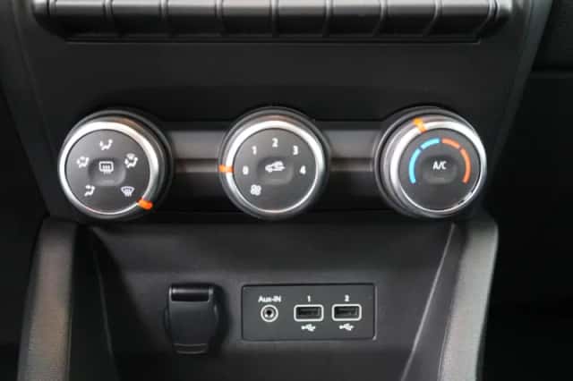 Renault Clio (2021) thumbnail 18