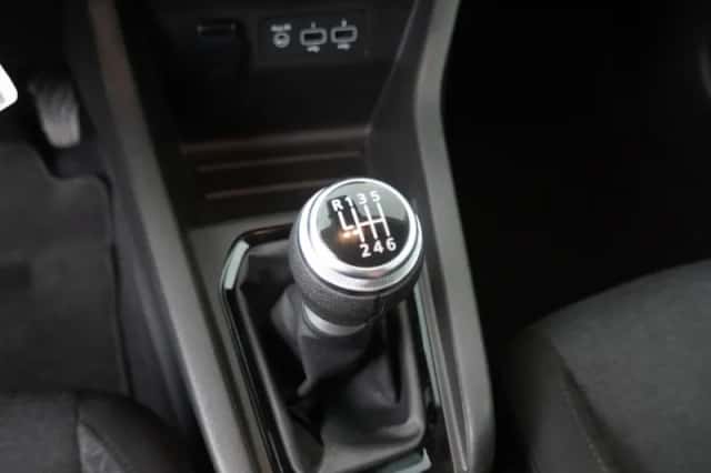 Renault Clio (2021) thumbnail 21