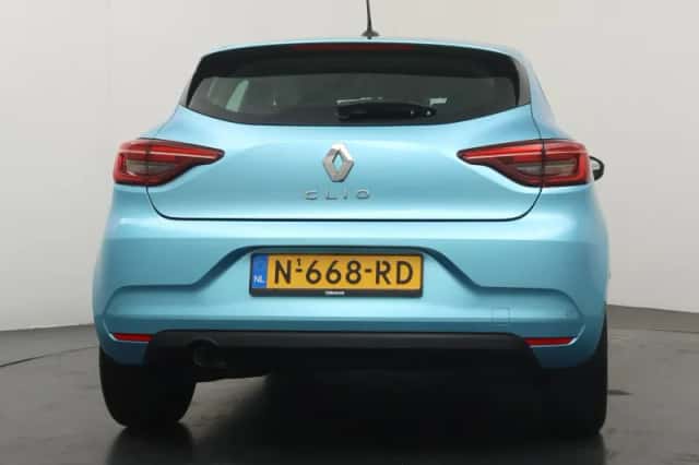 Renault Clio (2021) thumbnail 4