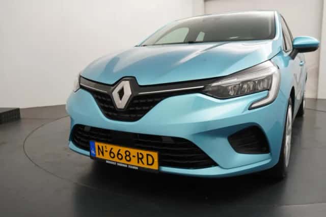 Renault Clio (2021) thumbnail 32