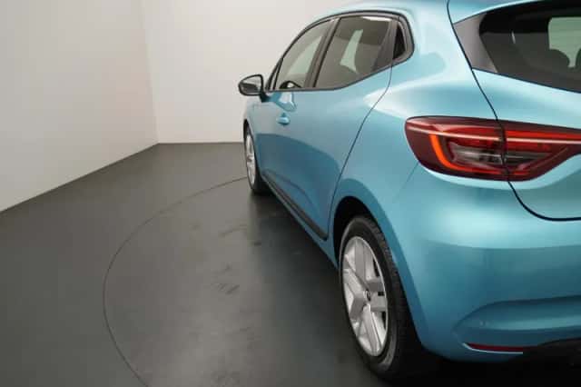 Renault Clio (2021) thumbnail 33