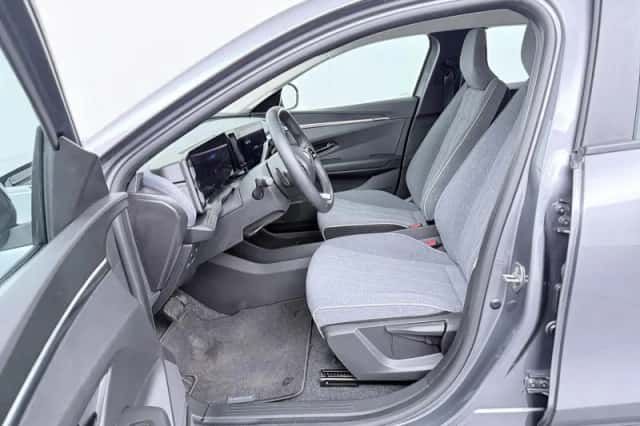 Renault Mégane E-Tech (2023) thumbnail 13