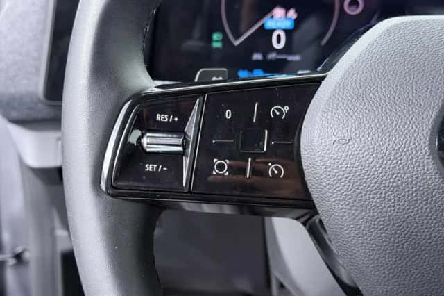 Renault Mégane E-Tech (2023) thumbnail 25