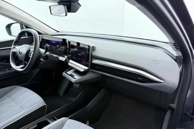 Renault Mégane E-Tech (2023) thumbnail 29