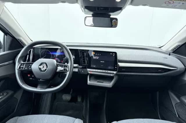 Renault Mégane E-Tech (2023) thumbnail 31