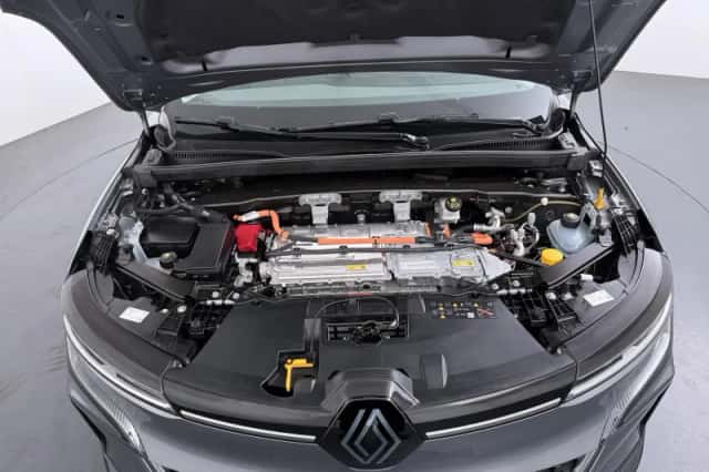 Renault Mégane E-Tech (2023) thumbnail 33