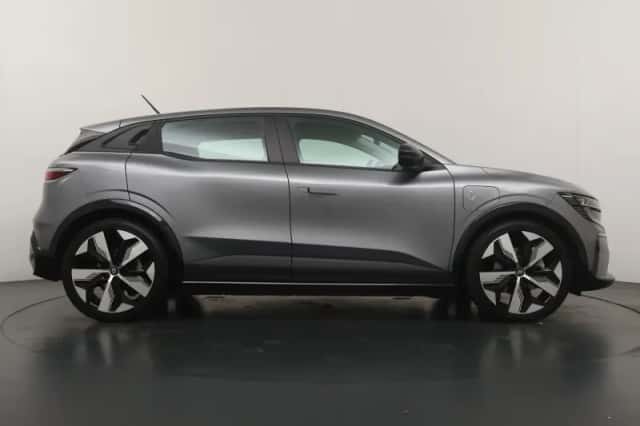 Renault Mégane E-Tech (2023) thumbnail 6