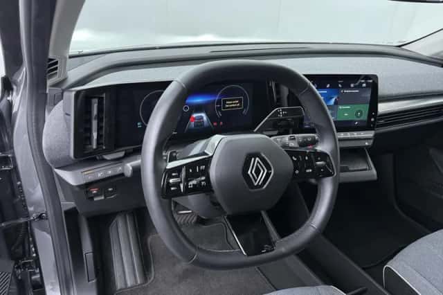 Renault Mégane E-Tech (2023) thumbnail 9